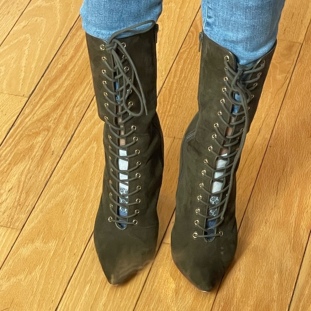 Stylish Olive Lace-Up Boots